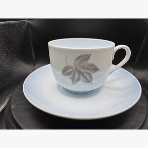 Vintage B&G Bing & Grondahl Falling Leaves Tea Cup & Saucer Set Must See Photos!